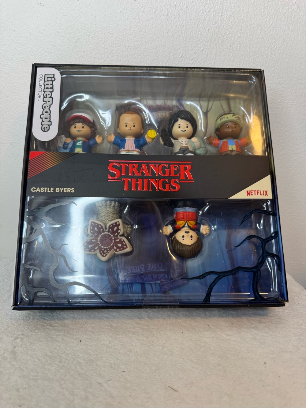 BRAND NEW Little People Collectors Edition Castle Byers Stranger Things